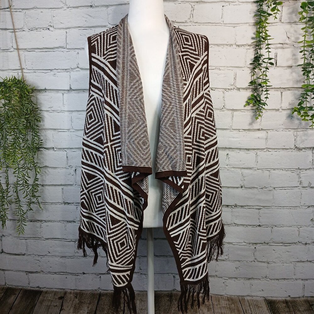 YA LOS ANGELES CAPE PONCHO CARDIGAN BOHO BROWN WHITE AZTEC DESIGN, SIZE MEDIUM